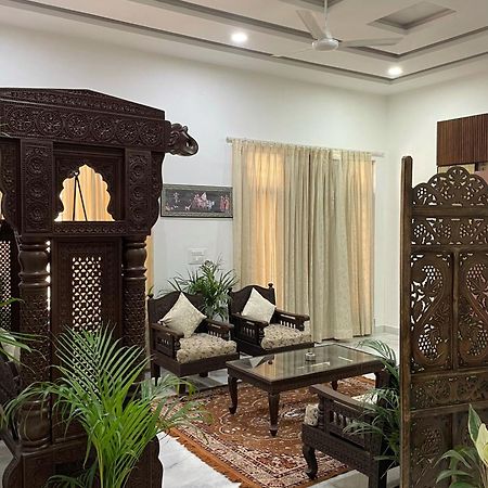 Karni Nivvas - Luxury Redefined Villa Udaipur Eksteriør billede