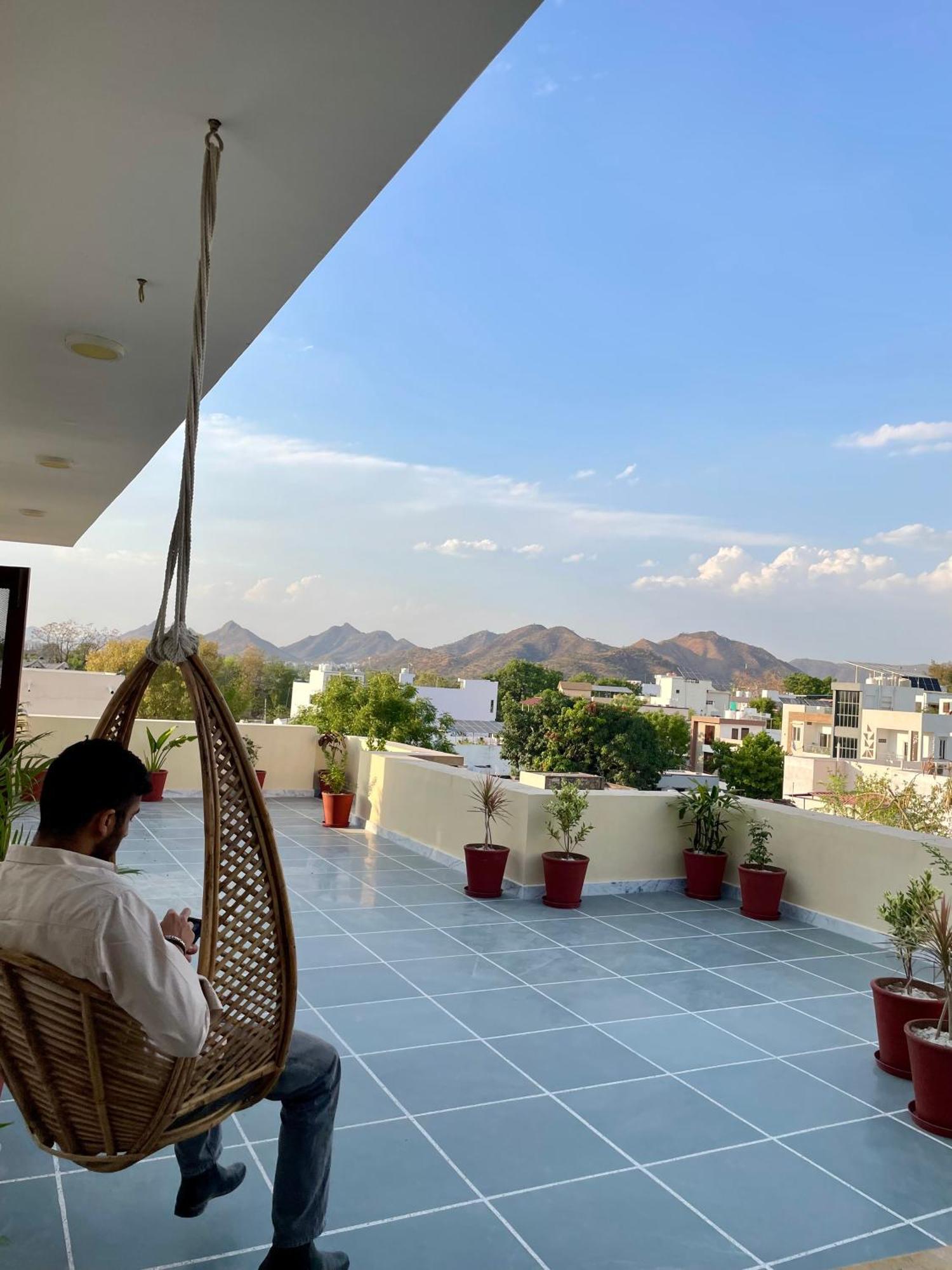 Karni Nivvas - Luxury Redefined Villa Udaipur Eksteriør billede