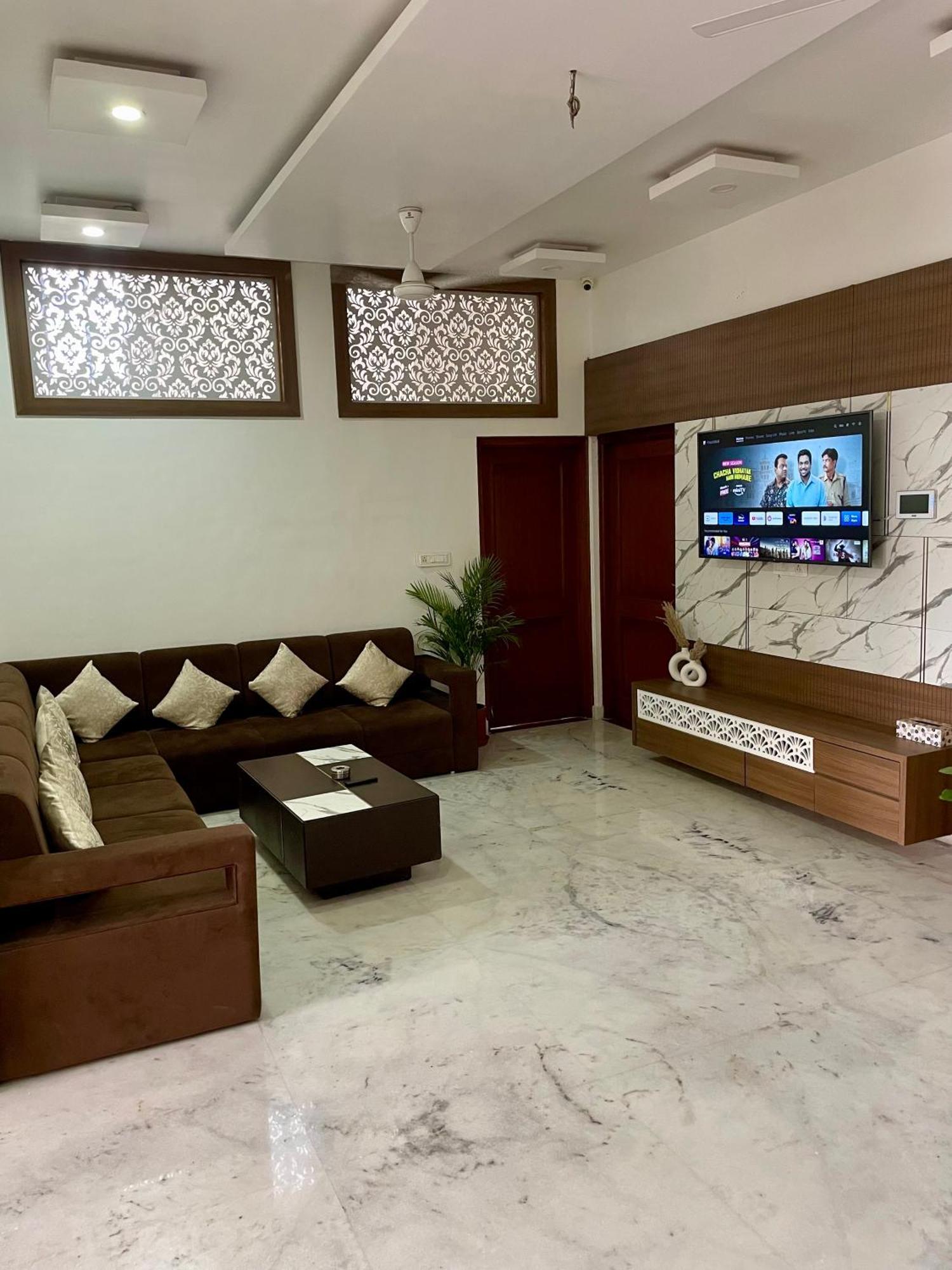 Karni Nivvas - Luxury Redefined Villa Udaipur Eksteriør billede